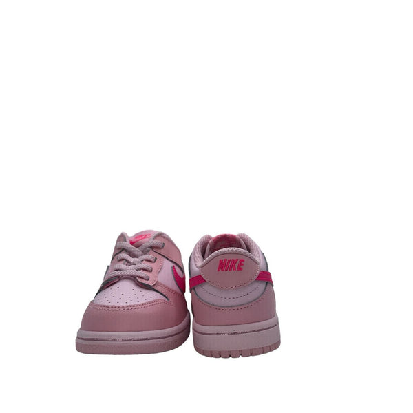 Nike Dunk Low Triple Pink